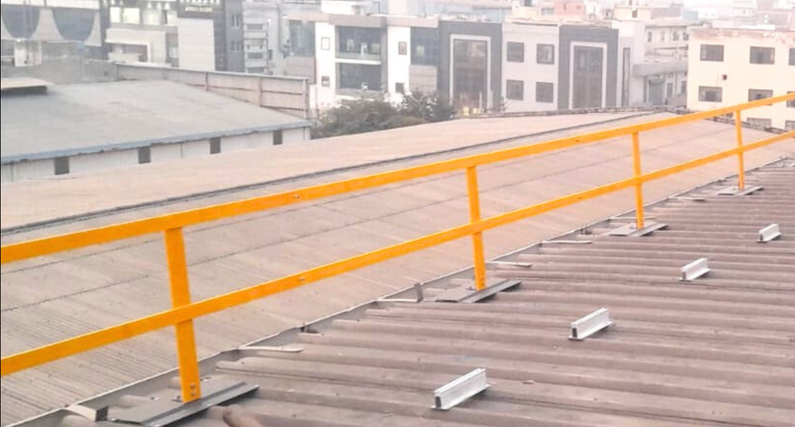 Solar Handrail Systems for Rooftops: Safety & Maintenance Guide | Sugatu